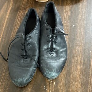 Bloch tie tap shoes.